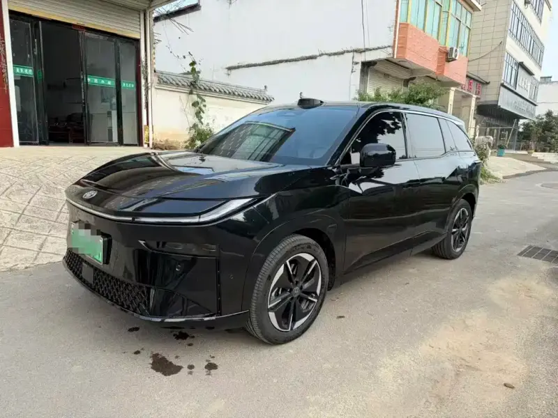 Toyota Bozhi 3X