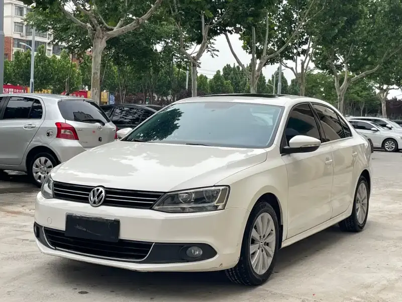 Volkswagen Sagitar