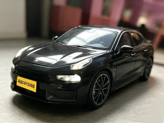 Lynk & Co 03