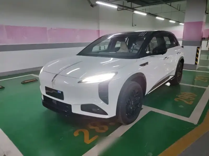 Hongqi Tiangong 08
