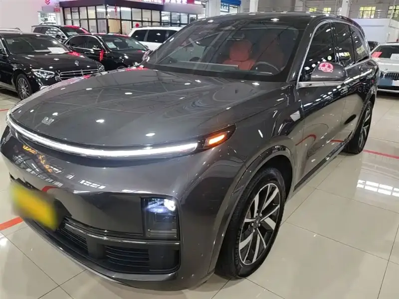 Li Auto L8