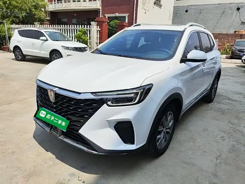 Roewe MG HS (RX5)