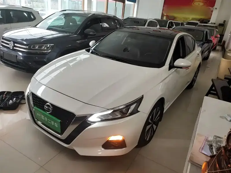Nissan Teana