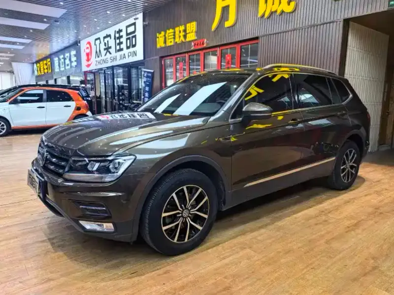 Volkswagen Tiguan L