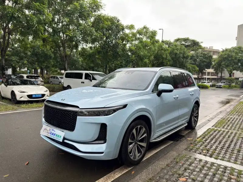 Li Auto ONE