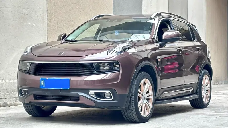 Lynk & Co 01