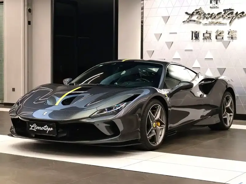 Ferrari F8