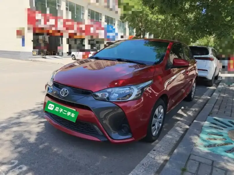 Toyota Yaris L