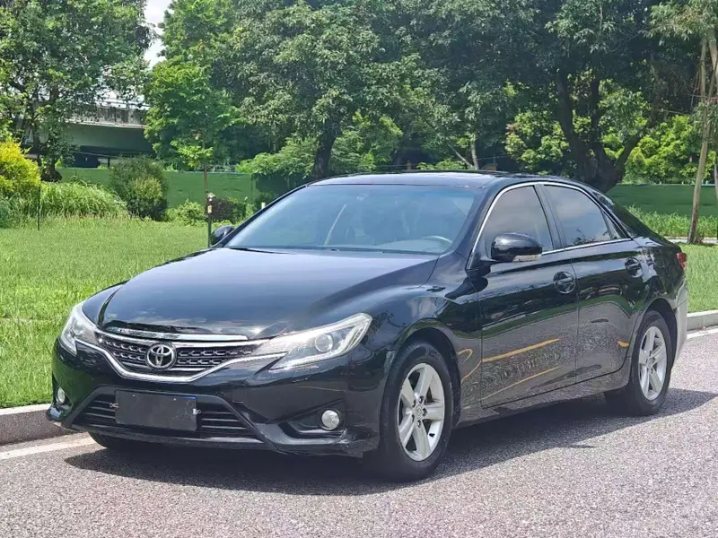 Toyota Reiz