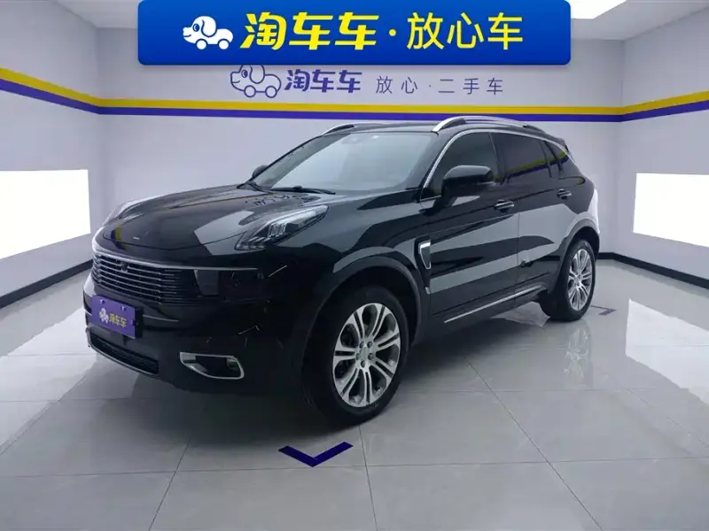 Lynk & Co 01