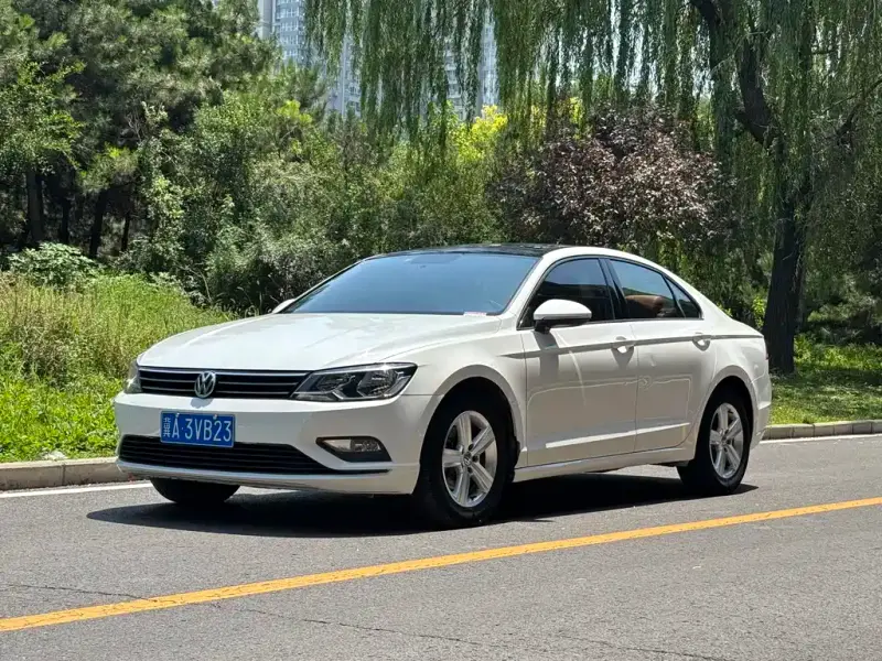 Volkswagen Lamando