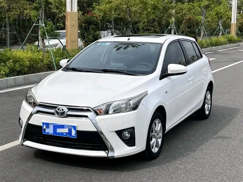 Toyota Yaris L