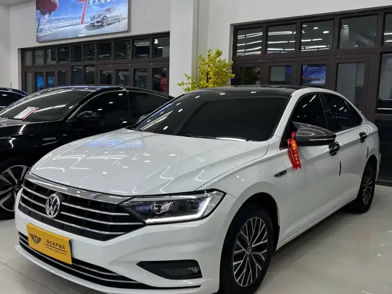 Volkswagen Sagitar