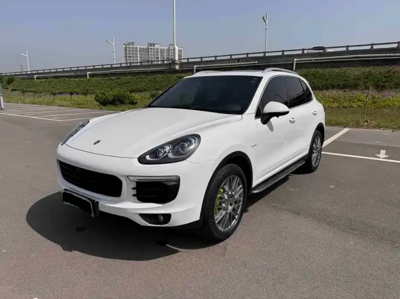 Porsche Cayenne Hybrid