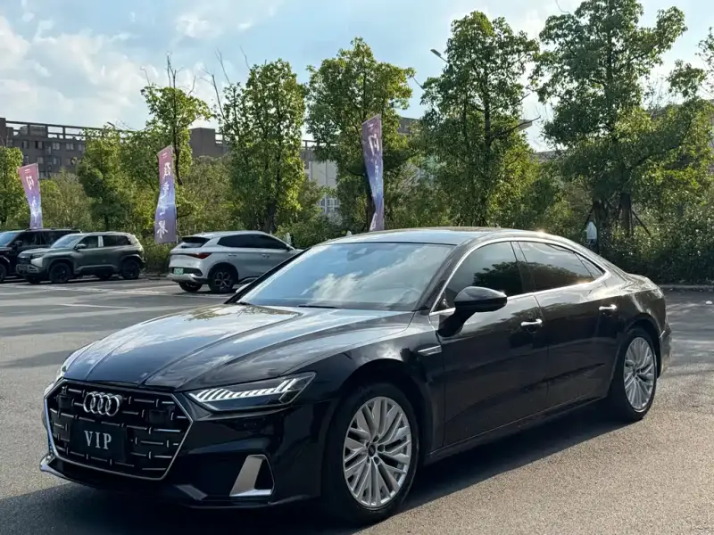 Audi A7L