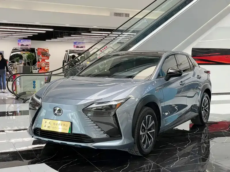 Lexus RZ