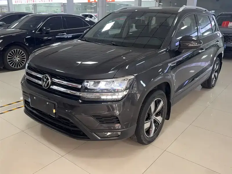 Volkswagen Tharu