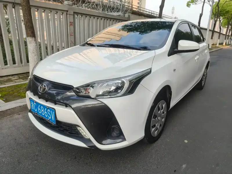 Toyota Yaris L