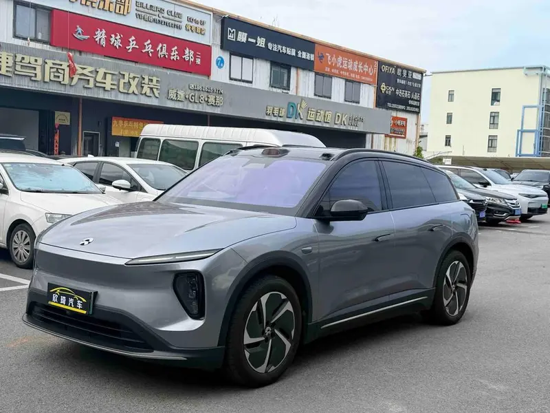 NIO ES6