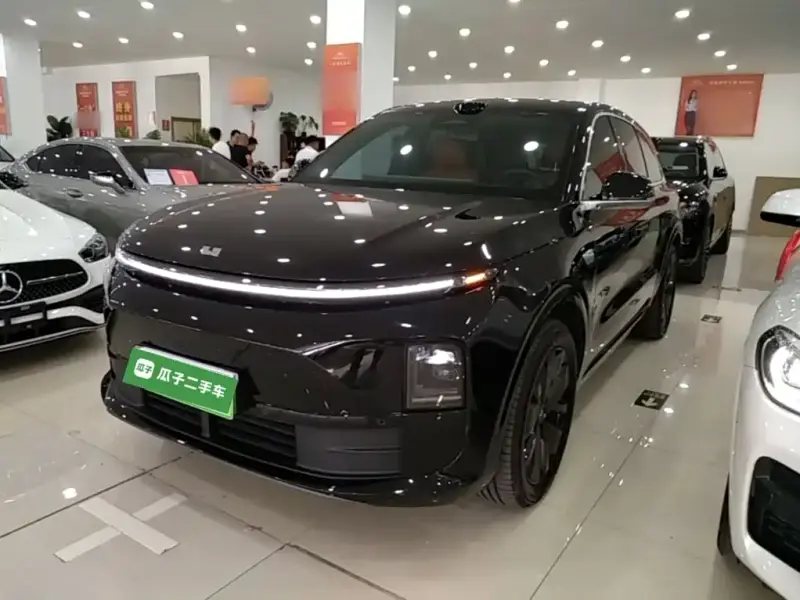 Li Auto L6