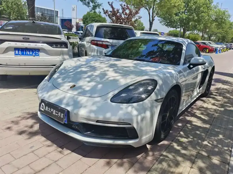 Porsche 718
