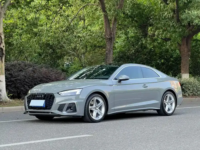 Audi A5 (Import)