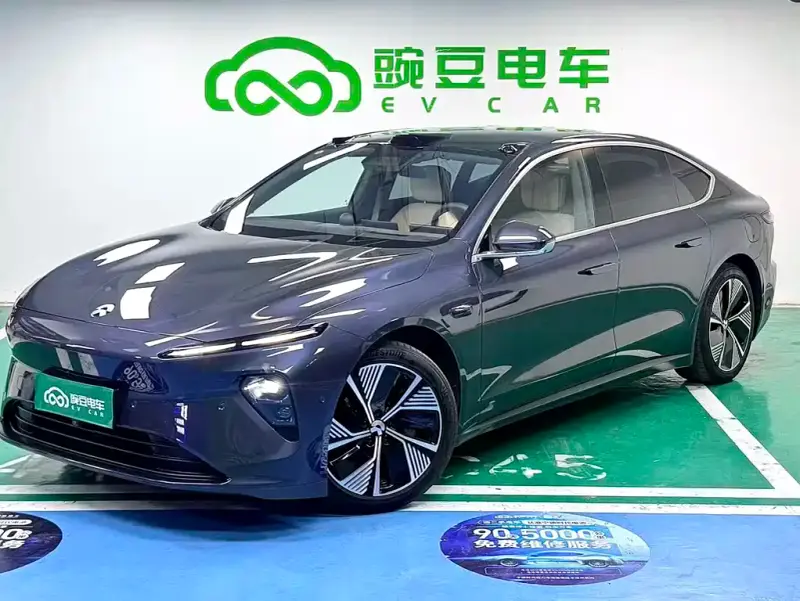 NIO ET7