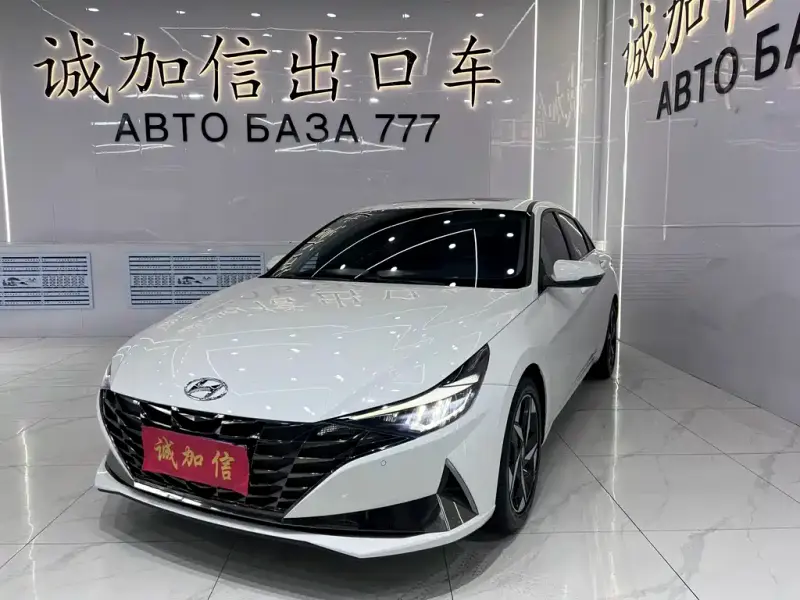 Hyundai Elantra