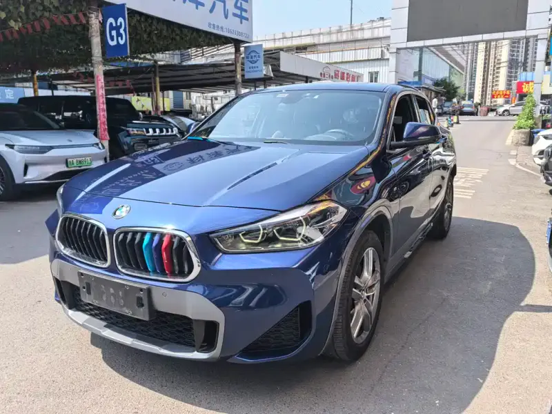 BMW X2