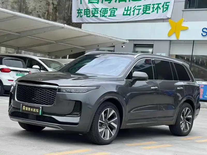 Li Auto ONE