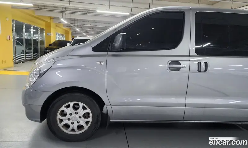 Hyundai H-1 (Starex)