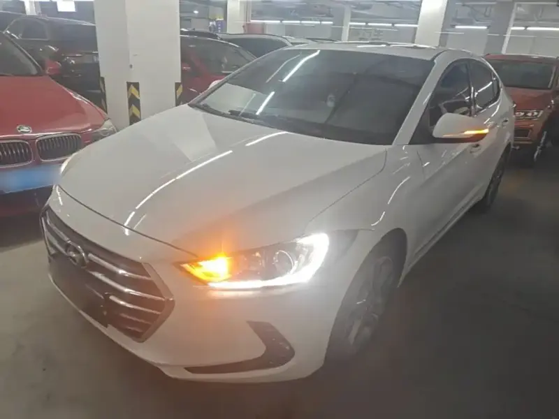 Hyundai Elantra
