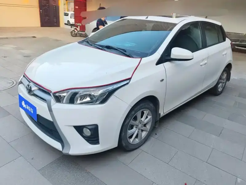 Toyota Yaris L