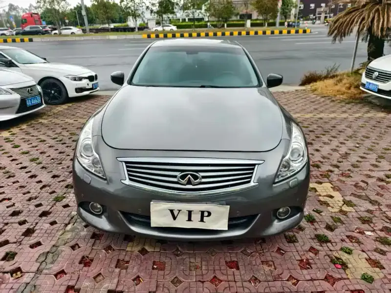 Infiniti G