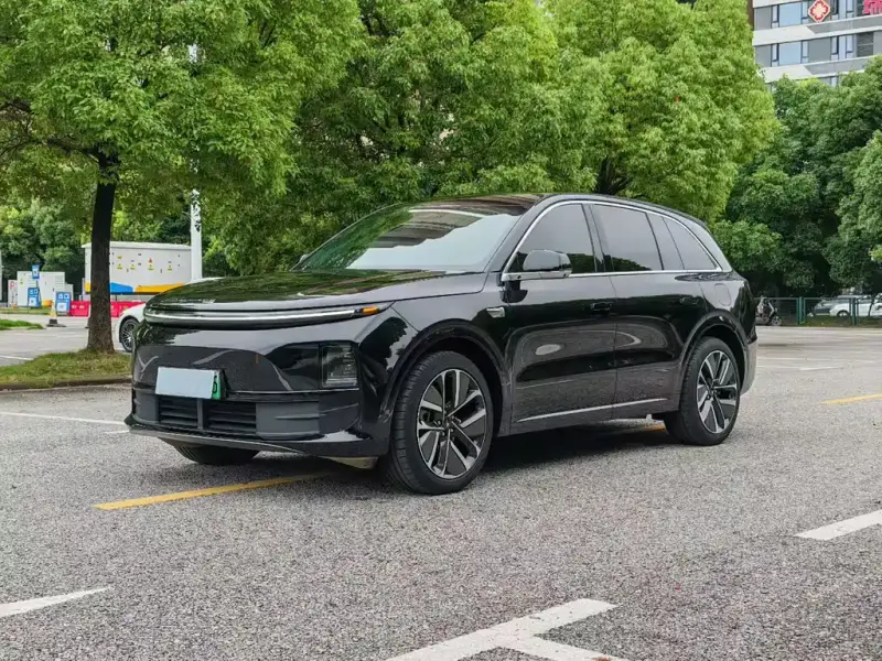 Li Auto L6