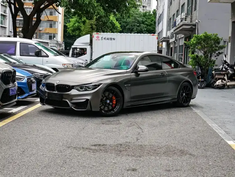 BMW M4