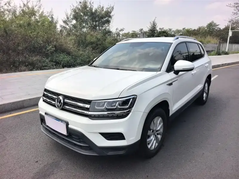 Volkswagen Tharu