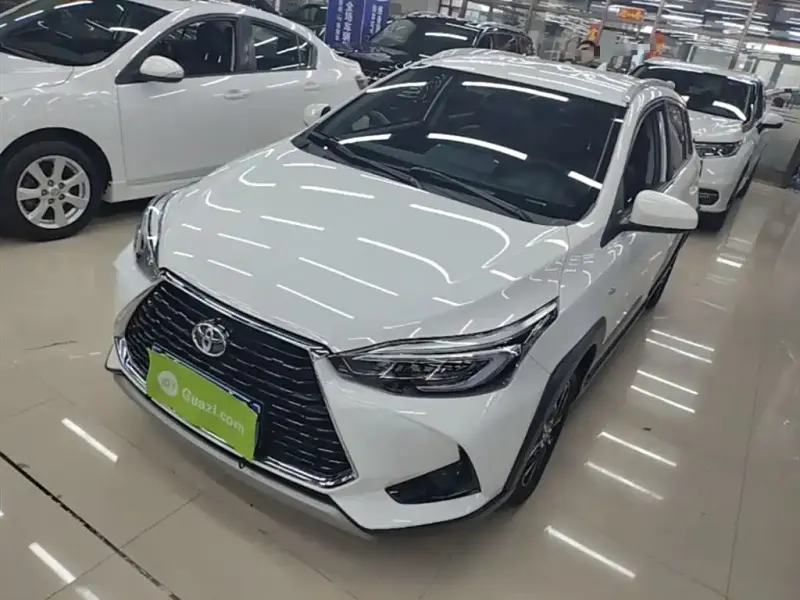 Toyota Yaris L
