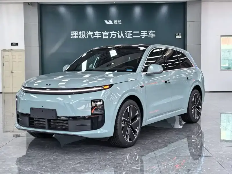 Li Auto L6