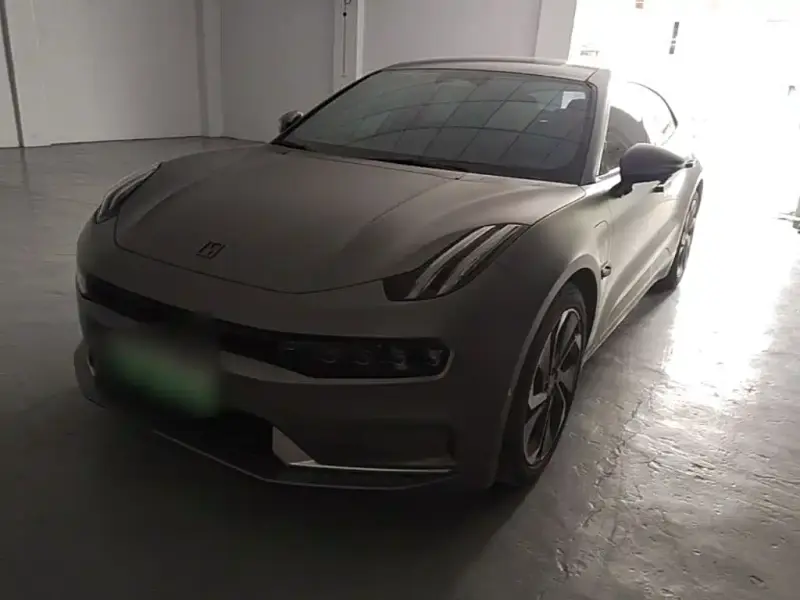 Zeekr 001