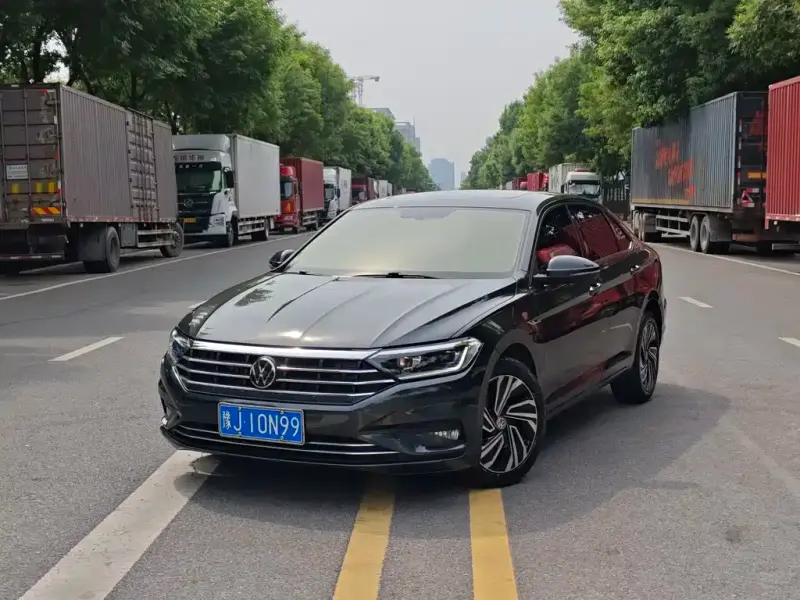 Volkswagen Sagitar