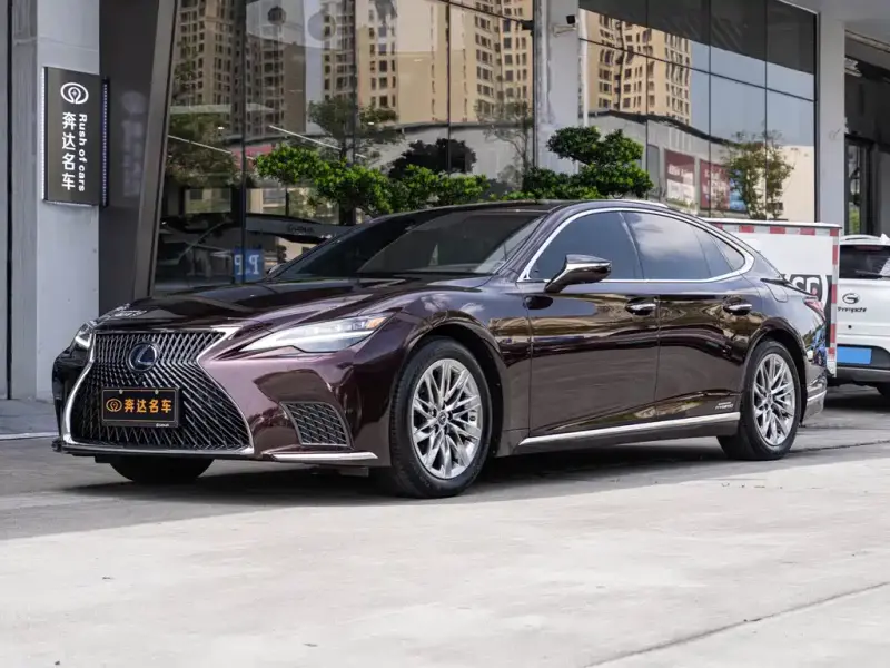 Lexus LS