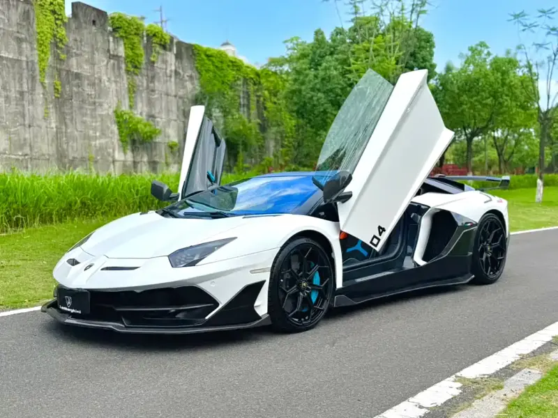 Lamborghini Aventador