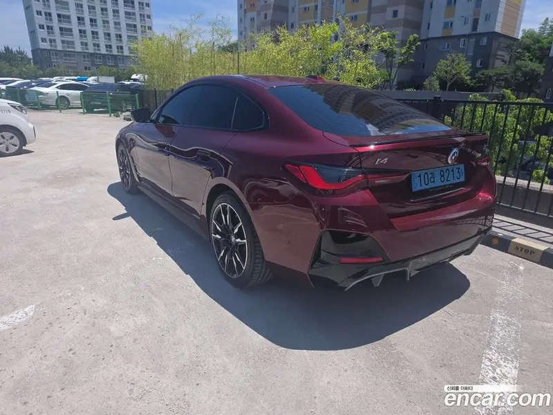 BMW i4