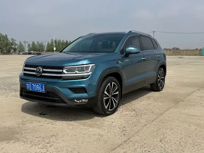 Volkswagen Tharu