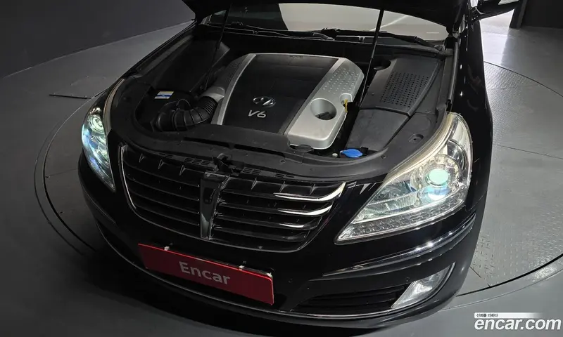 Hyundai Equus
