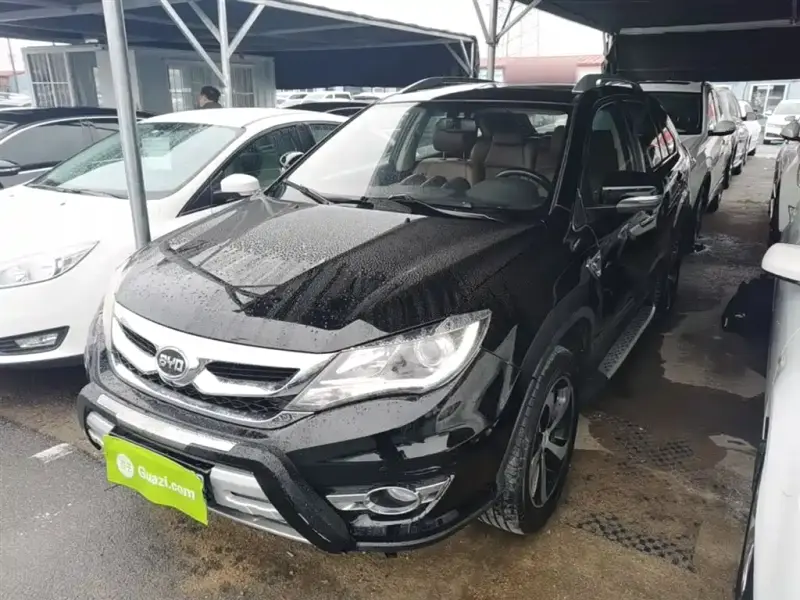BYD S7