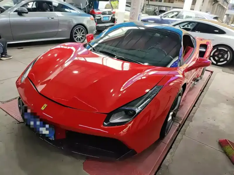 Ferrari 488