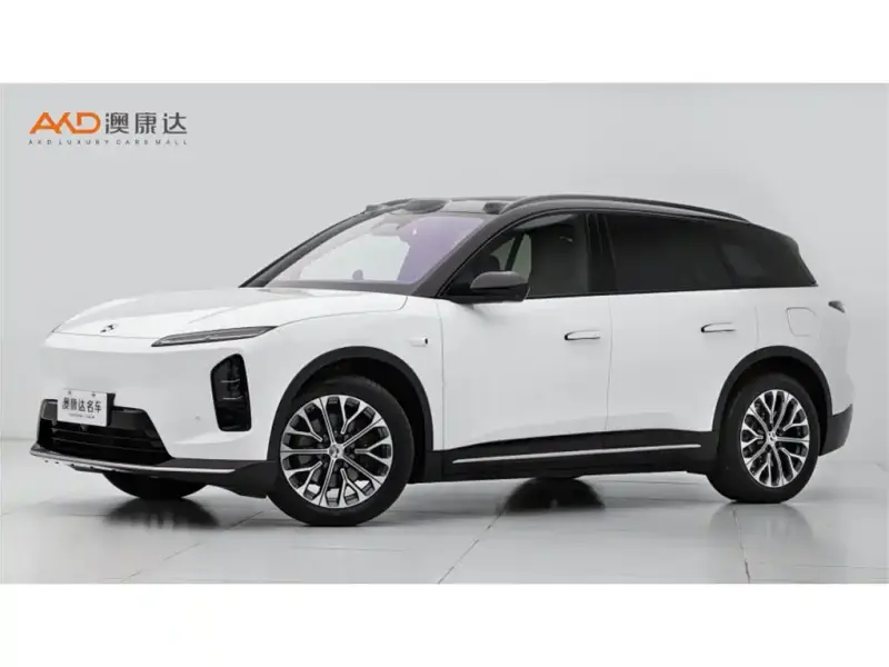 NIO ES6