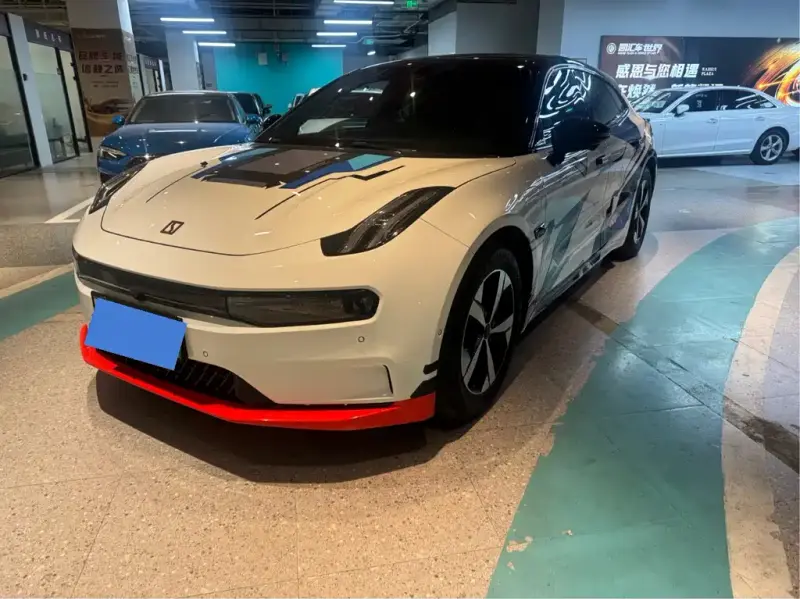 Zeekr 001
